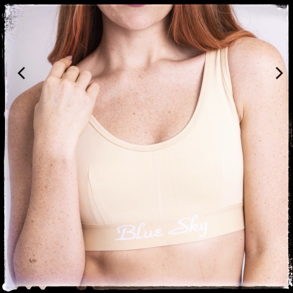 🇨🇦BLUE SKY Women's Cream Sports Bra